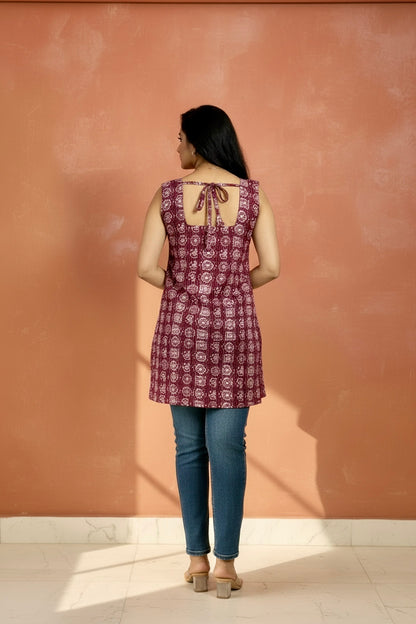 Wine Block Print Sleeveless Kurti with Square Neck & Tie-Up Back